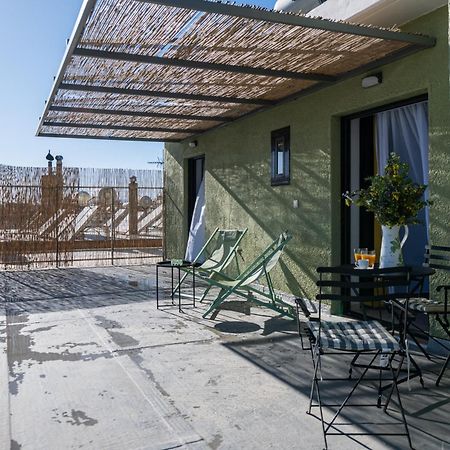 Skyhigh Haven Apartment Kalamata Bagian luar foto