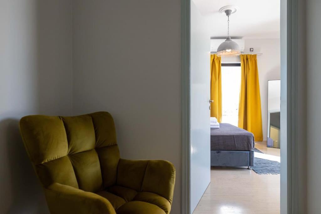 Skyhigh Haven Apartment Kalamata Bagian luar foto