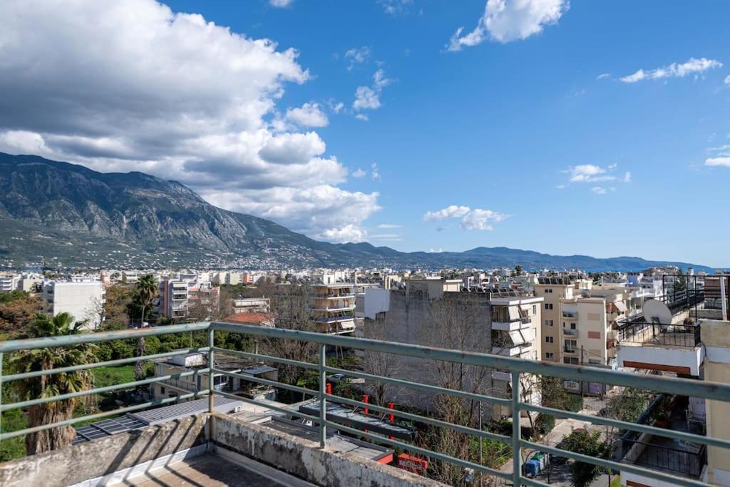 Skyhigh Haven Apartment Kalamata Bagian luar foto