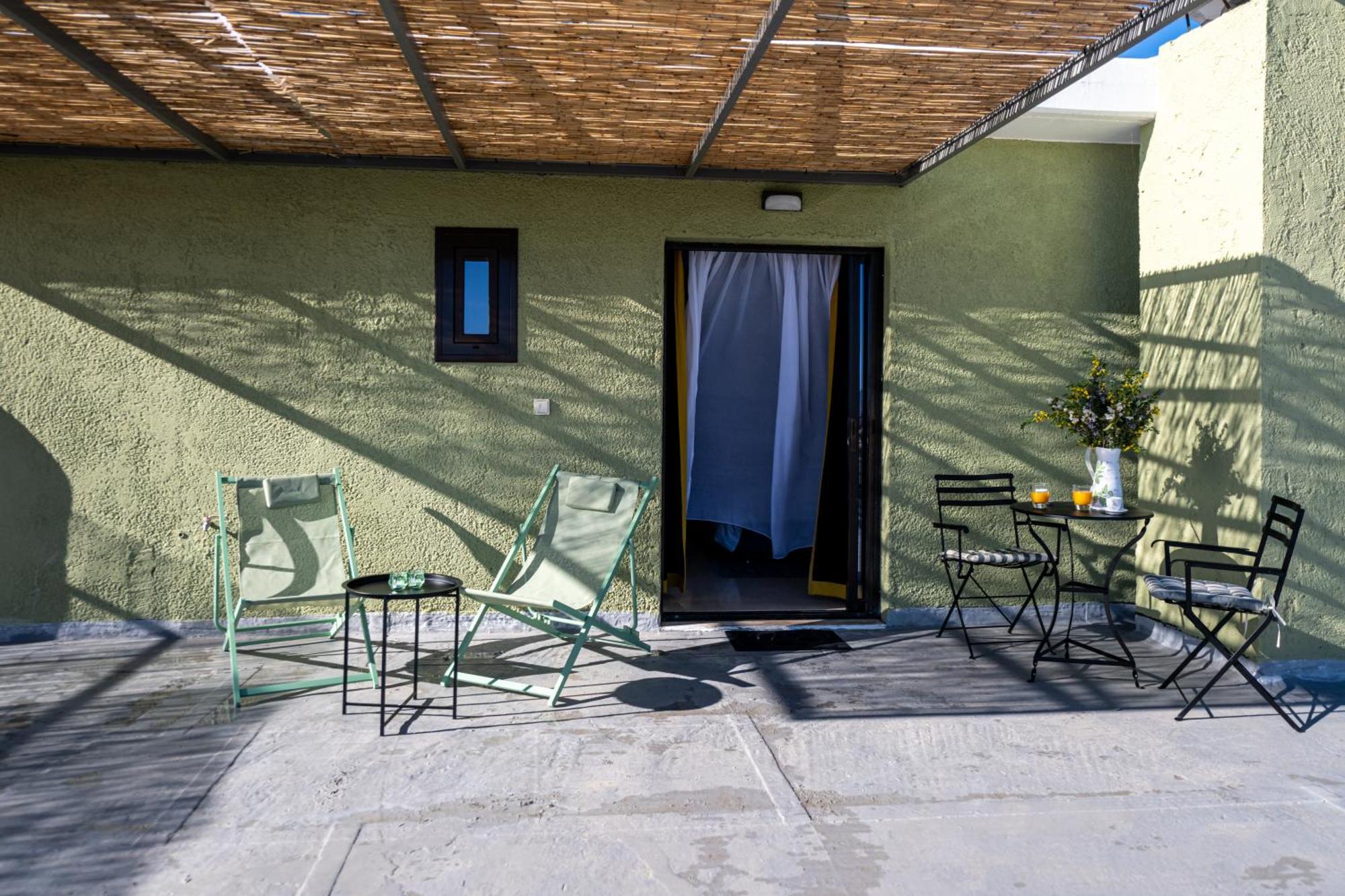 Skyhigh Haven Apartment Kalamata Bagian luar foto